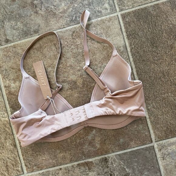 Skims Weightless Scoop Bra Clay Size 32C - Picture 8 of 11